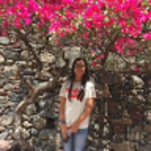 Meet your Posher, Steph